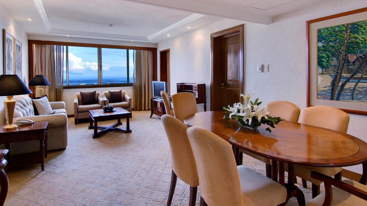 מלון Marco Polo Plaza סבו מראה חיצוני תמונה A suite at the Hilton