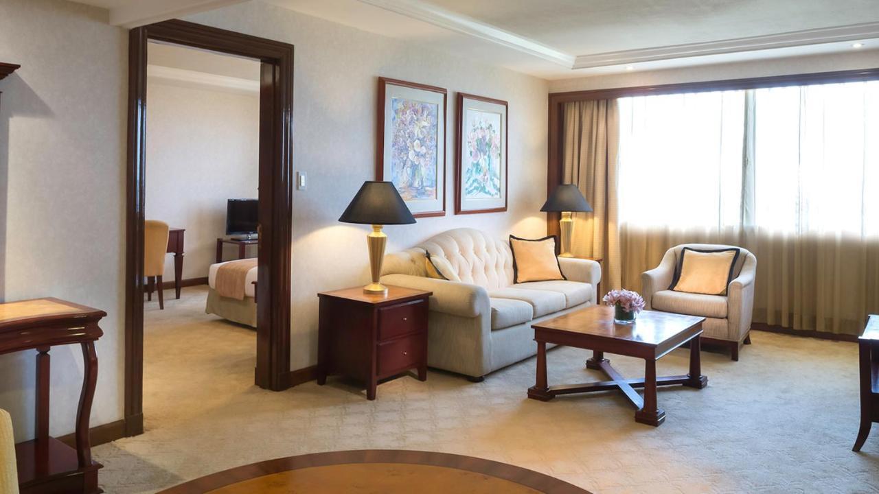 מלון Marco Polo Plaza סבו מראה חיצוני תמונה A suite at the InterContinental