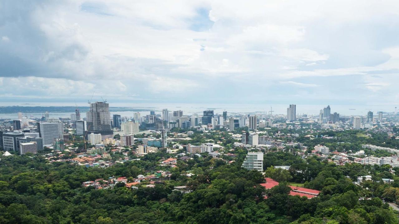 מלון Marco Polo Plaza סבו מראה חיצוני תמונה Metro Manila skyline