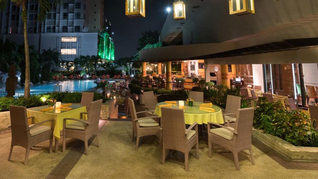 מלון Marco Polo Plaza סבו מראה חיצוני תמונה The Pool Bar
