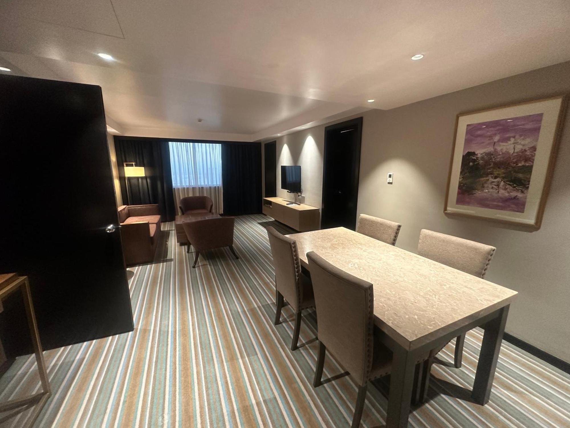 מלון Marco Polo Plaza סבו מראה חיצוני תמונה A suite at the hotel